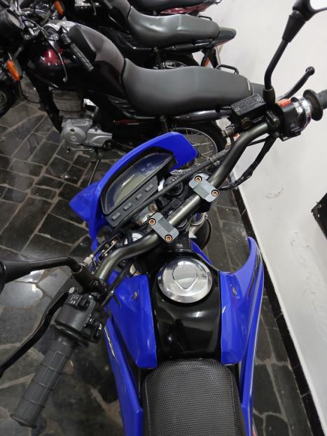 HONDA XR Tornado 250 , Foto 4