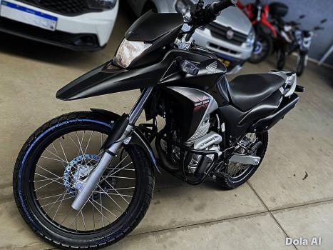 HONDA XRE 300 , Foto 1