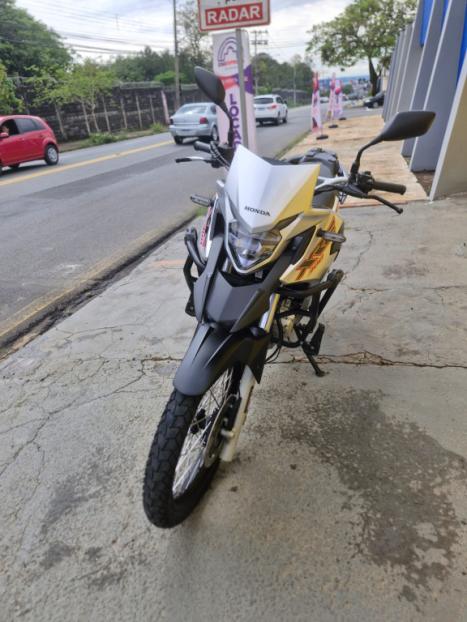 HONDA XRE 300 ABS, Foto 4 HONDA XRE 300 ABS, Foto 4