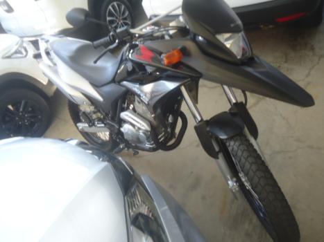 HONDA XRE 300 ABS, Foto 1