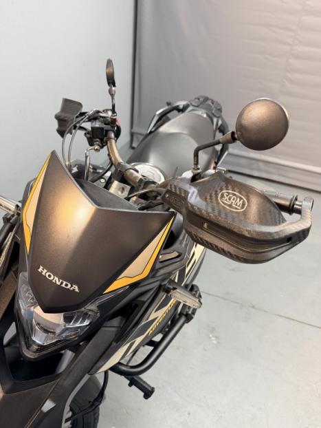 HONDA XRE 300 ADVENTURE, Foto 7