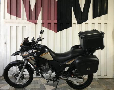 HONDA XRE 300 ADVENTURE, Foto 3
