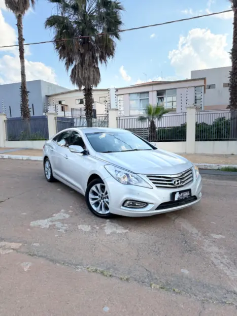 HYUNDAI Azera 3.0 V6 24V GLS AUTOMÁTICO, Foto 2