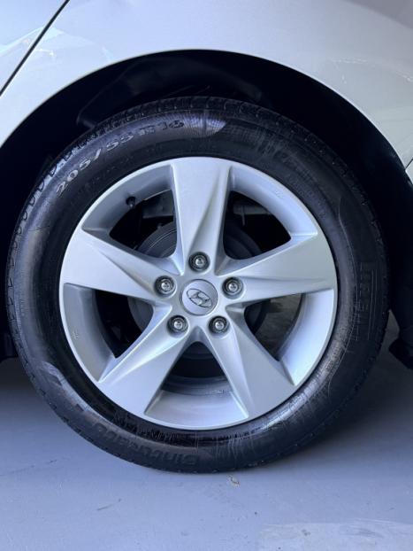 HYUNDAI Elantra 2.0 16V 4P FLEX GLS AUTOM�TICO, Foto 7