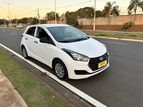 HYUNDAI HB 20 Hatch 1.0 12V 4P FLEX COMFORT, Foto 3