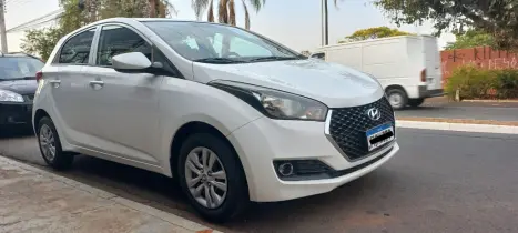 HYUNDAI HB 20 Hatch 1.0 12V 4P FLEX UNIQUE, Foto 4