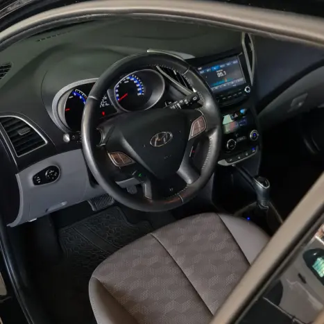 HYUNDAI HB 20 Hatch 1.6 16V 4P PREMIUM FLEX AUTOMTICO, Foto 4