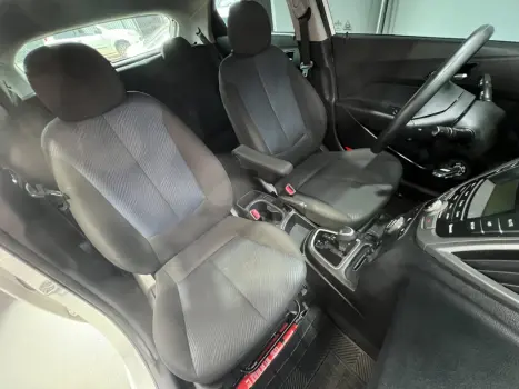 HYUNDAI HB 20 Hatch 1.6 16V 4P COMFORT FLEX AUTOMÁTICO, Foto 16 HYUNDAI HB 20 Hatch 1.6 16V 4P COMFORT FLEX AUTOMÁTICO, Foto 16