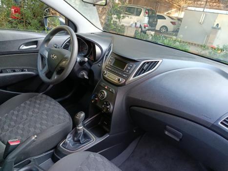 HYUNDAI HB 20 Hatch 1.6 16V 4P FLEX COMFORT, Foto 4