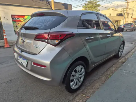 HYUNDAI HB 20 Hatch 1.6 16V 4P FLEX COMFORT PLUS AUTOMTICO, Foto 7