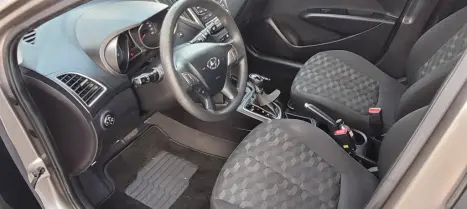 HYUNDAI HB 20 Hatch 1.6 16V 4P COMFORT FLEX AUTOMTICO, Foto 9