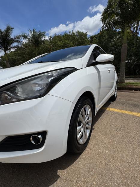 HYUNDAI HB 20 Hatch 1.6 16V 4P FLEX COMFORT PLUS AUTOMTICO, Foto 10