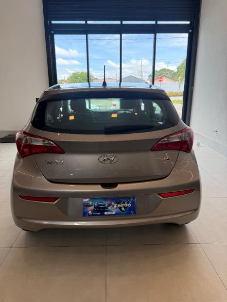 HYUNDAI HB 20 Hatch 1.6 16V 4P FLEX COMFORT PLUS, Foto 7