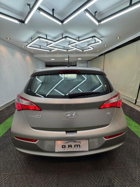 HYUNDAI HB 20 Hatch 1.6 16V 4P FLEX COMFORT PLUS, Foto 5