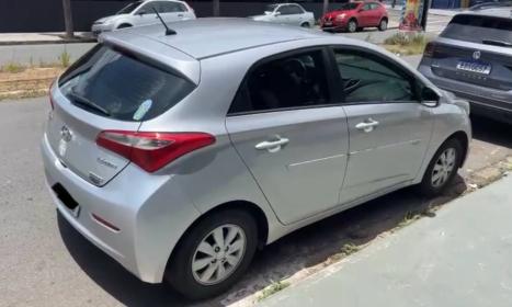 HYUNDAI HB 20 Hatch 1.6 16V 4P FLEX COMFORT PLUS AUTOM�TICO, Foto 2