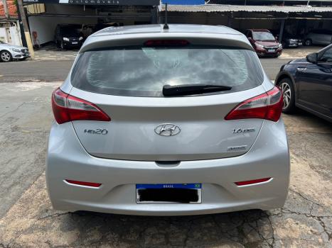 HYUNDAI HB 20 Hatch 1.6 16V 4P FLEX COMFORT PLUS AUTOM�TICO, Foto 5