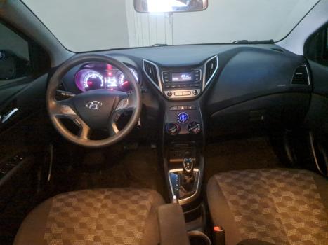 HYUNDAI HB 20 Hatch 1.6 16V 4P FLEX COMFORT PLUS AUTOM�TICO, Foto 10