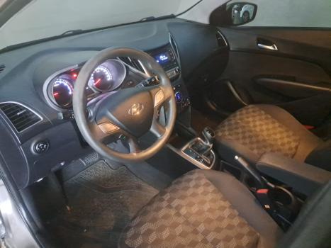 HYUNDAI HB 20 Hatch 1.6 16V 4P FLEX COMFORT PLUS AUTOM�TICO, Foto 12
