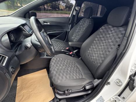 HYUNDAI HB 20 Hatch 1.6 16V 4P FLEX COMFORT PLUS AUTOM�TICO, Foto 9