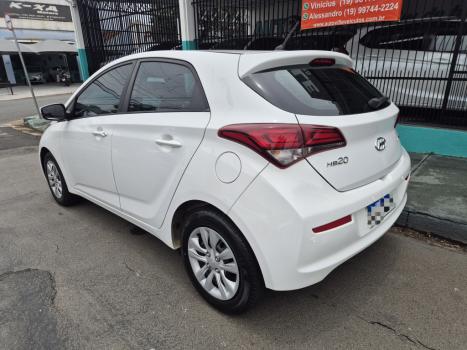 HYUNDAI HB 20 Hatch 1.6 16V 4P FLEX COMFORT PLUS AUTOM�TICO, Foto 6