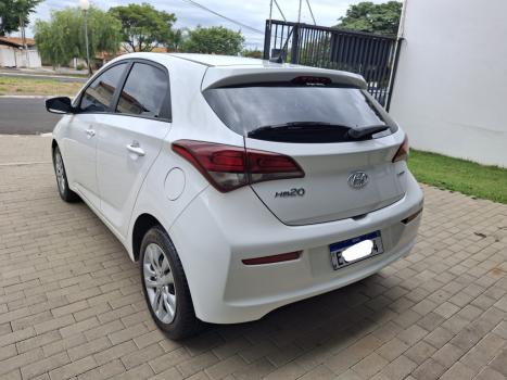 HYUNDAI HB 20 Hatch 1.6 16V 4P COMFORT FLEX AUTOM�TICO, Foto 4