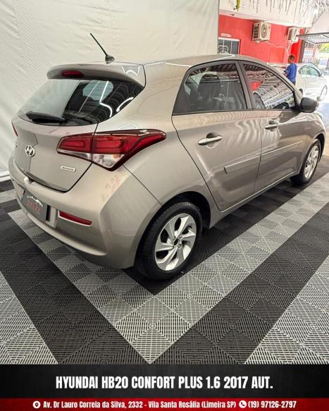 HYUNDAI HB 20 Hatch 1.6 16V 4P FLEX COMFORT PLUS AUTOM�TICO, Foto 4