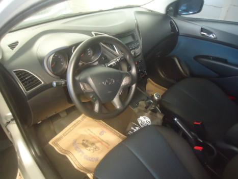 HYUNDAI HB 20 Hatch 1.6 16V 4P FLEX COMFORT PLUS, Foto 2