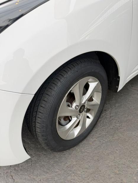 HYUNDAI HB 20 Hatch 1.6 16V 4P COMFORT FLEX AUTOM�TICO, Foto 6