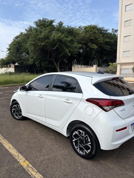 HYUNDAI HB 20 Hatch 1.6 16V 4P FLEX COMFORT PLUS AUTOM�TICO, Foto 3