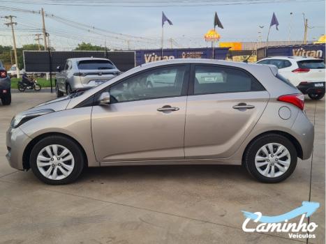 HYUNDAI HB 20 Hatch 1.6 16V 4P FLEX COMFORT PLUS AUTOM�TICO, Foto 8