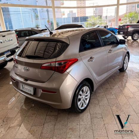 HYUNDAI HB 20 Hatch 1.0 12V 4P FLEX COMFORT PLUS, Foto 4