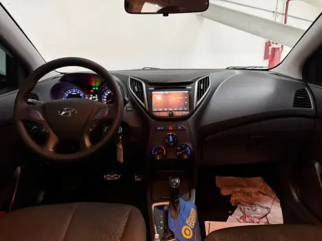 HYUNDAI HB 20 Hatch X 1.6 16V 4P STYLE FLEX AUTOM�TICO, Foto 6