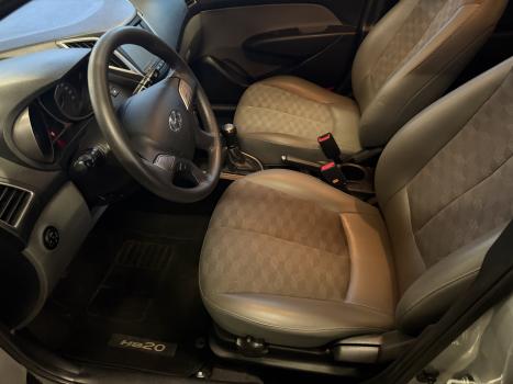 HYUNDAI HB 20 Hatch 1.0 12V 4P FLEX COMFORT 5 ANOS, Foto 8