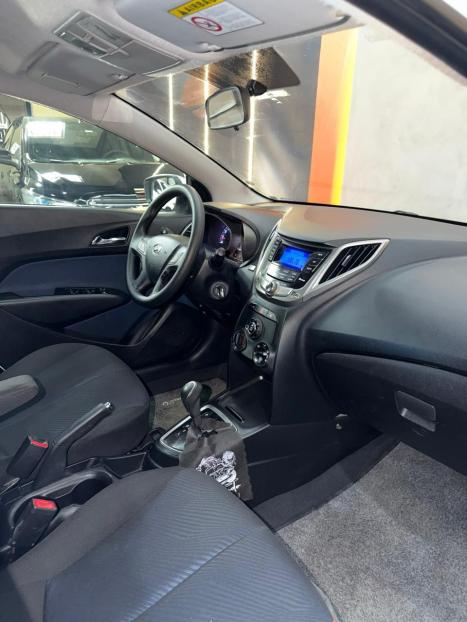 HYUNDAI HB 20 Hatch 1.6 16V 4P FLEX COMFORT PLUS AUTOM�TICO, Foto 8