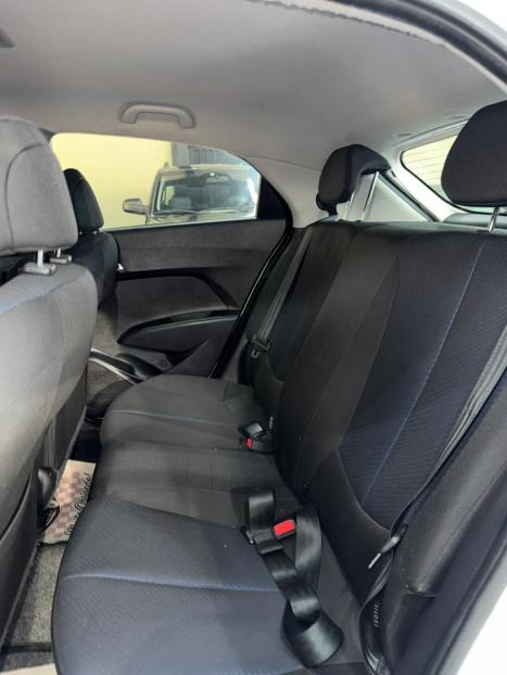 HYUNDAI HB 20 Hatch 1.6 16V 4P FLEX COMFORT PLUS AUTOM�TICO, Foto 10