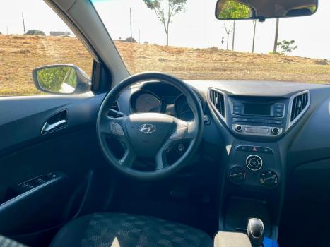 HYUNDAI HB 20 Hatch 1.6 16V 4P FLEX COMFORT PLUS AUTOM�TICO, Foto 10
