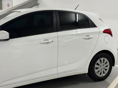 HYUNDAI HB 20 Hatch 1.6 16V 4P COMFORT STYLE FLEX, Foto 3