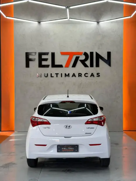 HYUNDAI HB 20 Hatch 1.6 16V 4P FLEX COMFORT PLUS AUTOM�TICO, Foto 5