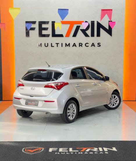 HYUNDAI HB 20 Hatch 1.0 12 V 4P FLEX COMFORT STYLE, Foto 4