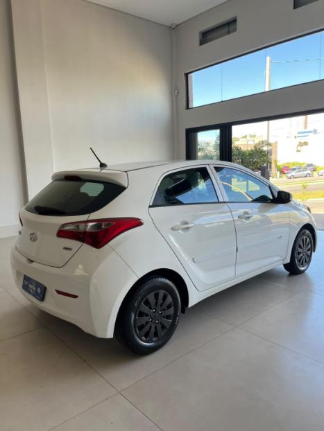 HYUNDAI HB 20 Hatch 1.0 12 V 4P FLEX COMFORT STYLE, Foto 6