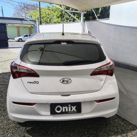 HYUNDAI HB 20 Hatch 1.6 16V 4P FLEX COMFORT PLUS, Foto 6