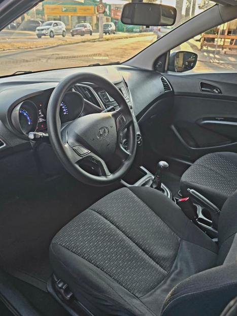 HYUNDAI HB 20 Hatch 1.0 12V 4P FLEX UNIQUE, Foto 2