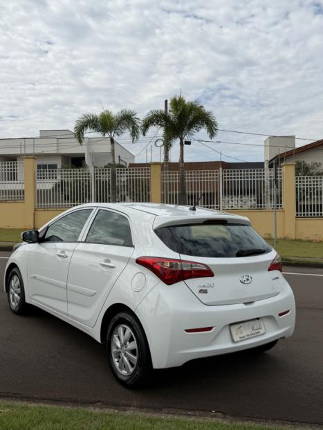HYUNDAI HB 20 Hatch 1.6 16V 4P FLEX COMFORT PLUS, Foto 3