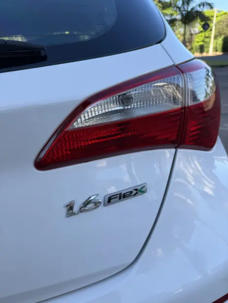 HYUNDAI HB 20 Hatch 1.6 16V 4P FLEX COMFORT PLUS, Foto 9