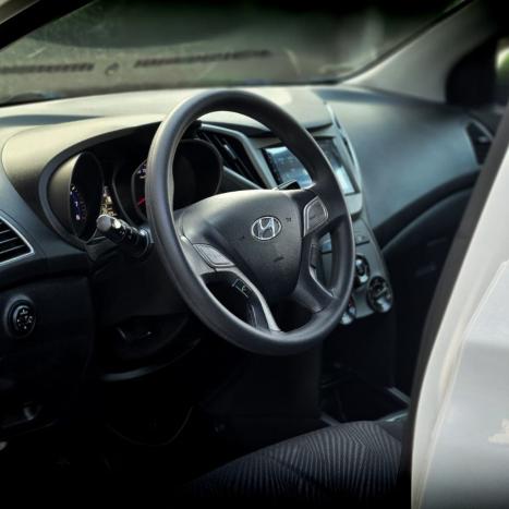 HYUNDAI HB 20 Hatch 1.6 16V 4P FLEX COMFORT PLUS, Foto 4