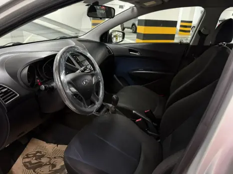 HYUNDAI HB 20 Hatch 1.6 16V 4P FLEX COMFORT PLUS, Foto 4