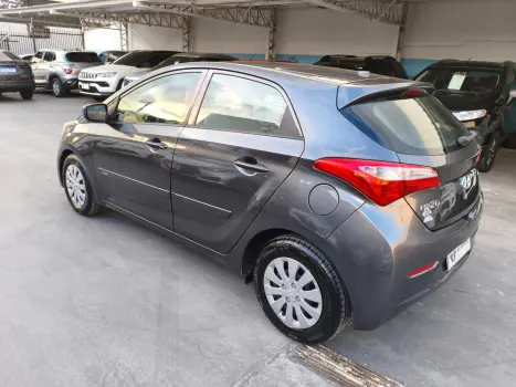 HYUNDAI HB 20 Hatch 1.0 12V 4P FLEX COMFORT, Foto 4