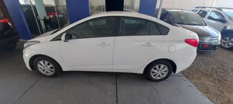 HYUNDAI HB 20 Sedan 1.0 12V 4P FLEX COMFORT PLUS, Foto 2