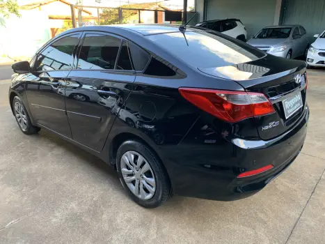 HYUNDAI HB 20 Sedan 1.6 16V 4P FLEX COMFORT AUTOMTICO, Foto 4