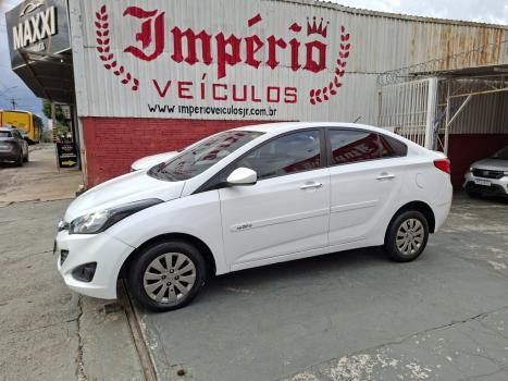 HYUNDAI HB 20 Sedan 1.0 12V 4P FLEX COMFORT PLUS, Foto 2
